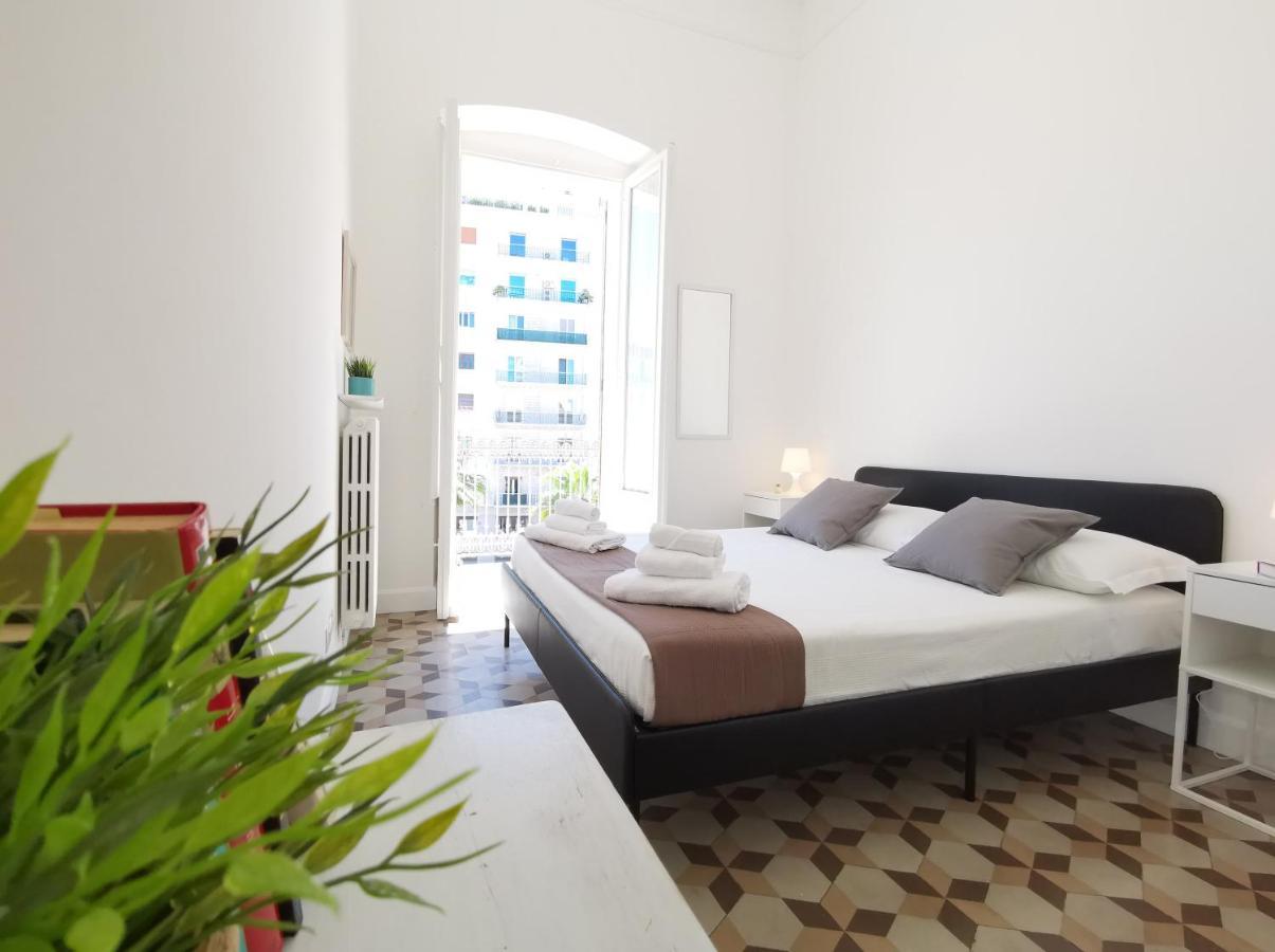 Vittorio Emanuele 71 Apartment Bari Exterior photo